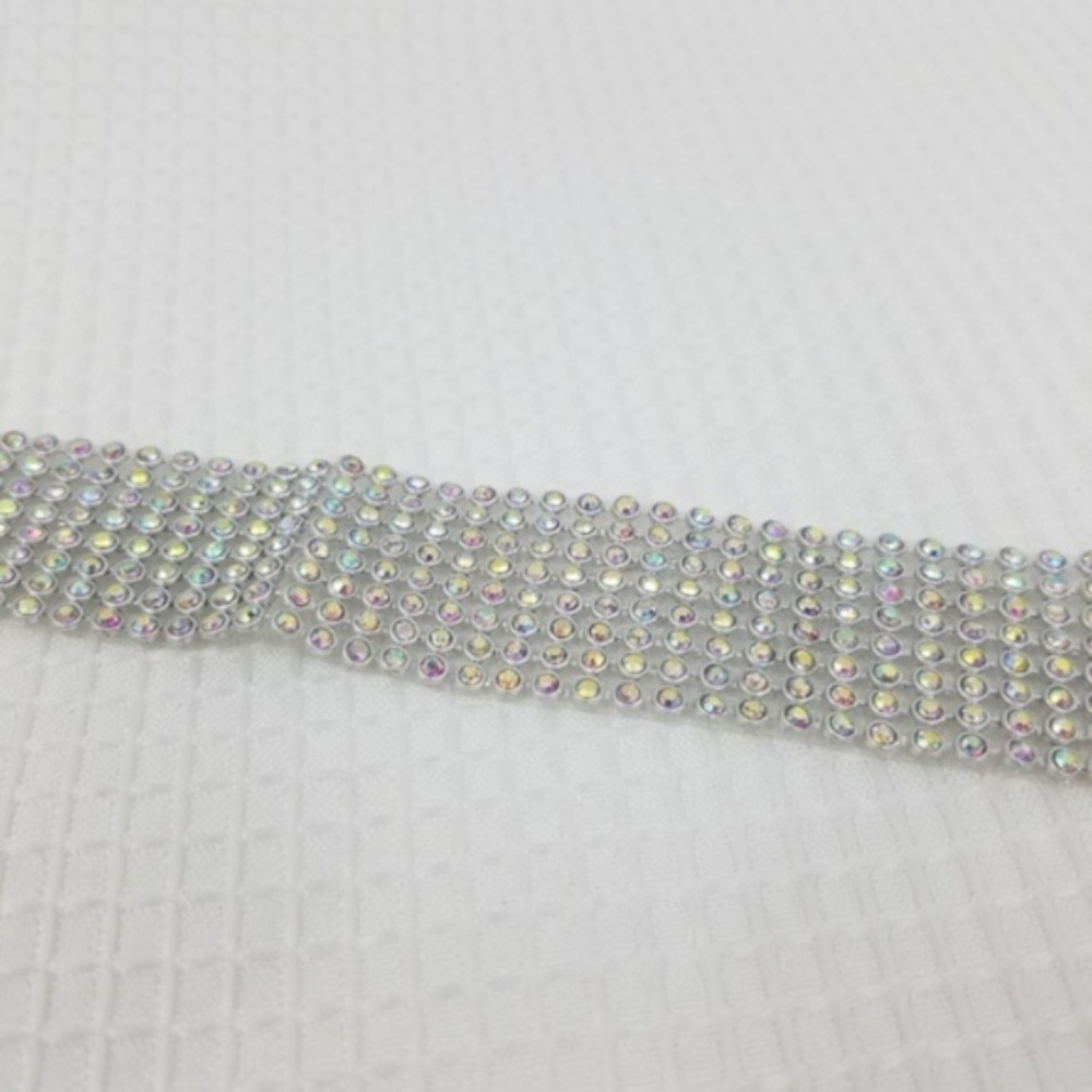 Luxury Multicolor Sparkle Choker Adjustable Length - Picture 6 of 7